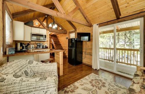 Indian Point House | Indian Point Cabin 19 near SDC, Branson, and Table Rock Lake