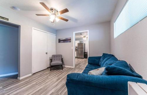 Indian Point Apartment | Indian Point Condo #18 at Tribesman Resort on Table Rock Lake near Silver Dollar City, Branson