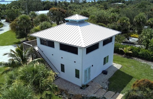 Jensen Beach House | Indian River Retreat - Main House and Cottage