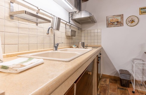 Orvieto Apartment | Indipendent Studio , rustic style