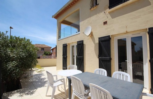 Portiragnes-Plage House | Individual Villa for family of 8 people, only 80m from the beach of Portiragnes plage