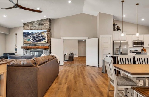 Table Rock House | Indoor and Outdoor Pools! Lake View! Sleeps 38!