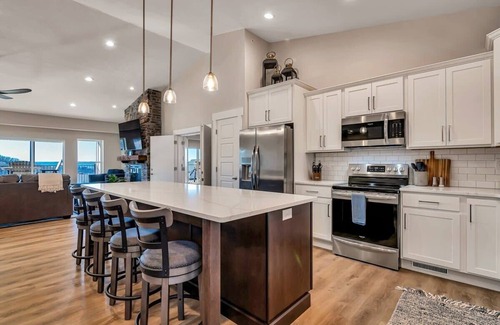 Table Rock House | Indoor and Outdoor Pools! Lake View! Sleeps 38!