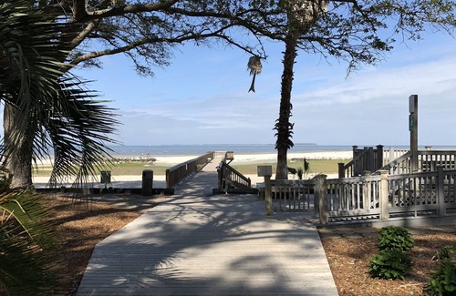 Palmetto Dunes Condo | Indoor/outdoor pool 2 Bed 2 Bath 1st Level short walk to beach sleeps up to 6