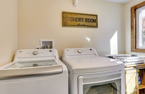 Circleville House | Indoor Pool, Gym & More: Catskills 'Retreat House'