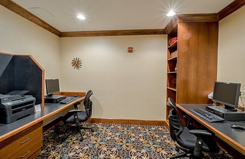 Harrisburg - Hershey Apartment | Indoor Pool. Gym. Your Next Trip!