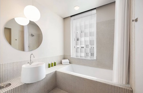Financial District Hotel | Indulge in Home Like Comfort, Dog-friendly, Near Walt Disney Concert Hall