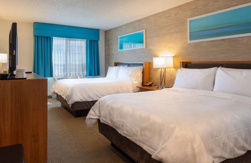 Anaheim Resort Hotel | Indulge in Home-Like Comfort! 4 Pet-Friendly Units, Near Disneyland Resort!