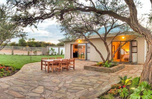 Windhoek House | Indulge in Relaxing Views! 2 Spacious Villas w/ Garden View, Full Kitchen!