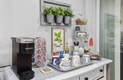 Crieve Hall House | Indulge in Southern Hospitality at the Whitehouse
