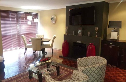 Summerstrand Apartment | Indulgent Penthouse Condominium