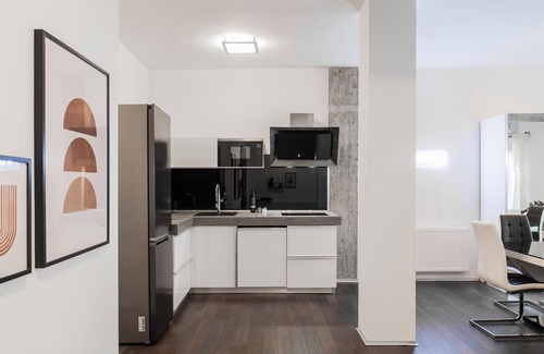 Ampelokipoi Apartment | Industrial 1BR Apartment in Ampelokipoi Area