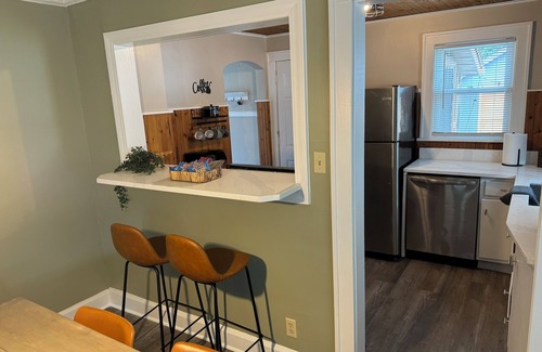 Indianapolis House | Indy Hot Tub, BBQ & Arcade—Steps from Broad Ripple