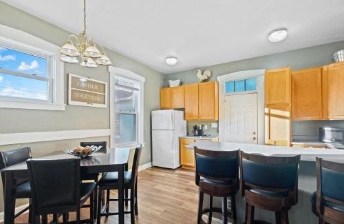 Babe Denny House | Indy Stadium Villa 710