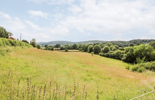 Pontesbury Other | INEFF BARN, family friendly, character holiday cottage in Pontesbury