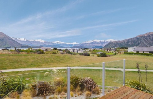 Wanaka House | Infinity and Beyond