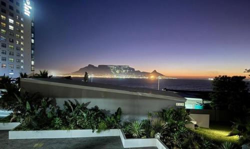 Bloubergstrand Apartment | Infinity LG3