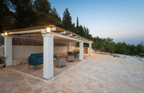 Castellana Grotte Villa | Infinity Truly Trulli