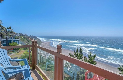 Lincoln City House | Infinity View - Ocean Front