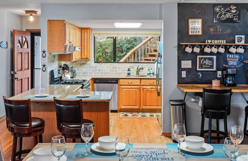 Canyon Lake House | Infinity Views, Heated Pool, Hill Country Paradise!