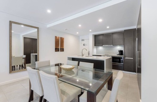 Port Douglas Apartment | Infinitys Edge Poolside Retreat at Temple Resort