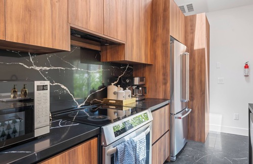 Inglewood House | Inglewood Hills Luxe View Home-Near LAX/SoFi/Beach
