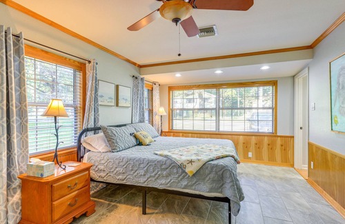 Inglis House | Inglis Vacation Rental w/ Fire Pit & River Access!