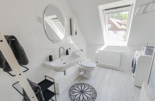 Rosengarten Apartment | INIKAMA: Designer Apartment im Grünen – Netflix