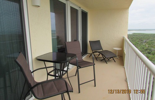 New Smyrna Beach Condo | Inlet #1104 - 2BD 2BA Contemporary Seascape