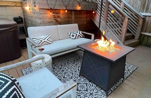 Poncey-Highland House | Inman Park House, walk to restaurants/beltline