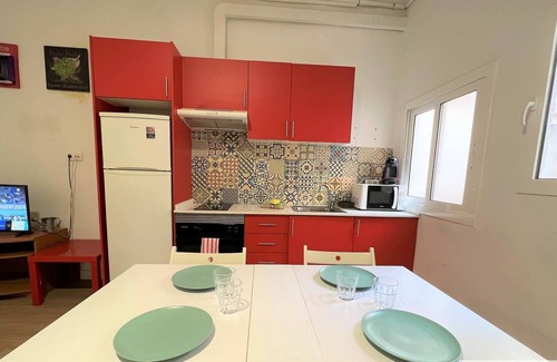 Reus Apartment | Inmobooking the Recs, apartment in the center of Reus