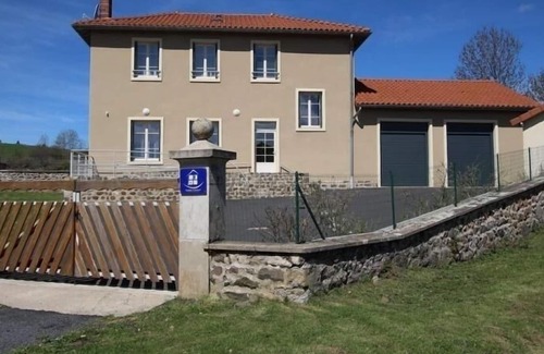 Arlempdes House | Inn Arlempdes, 5 bedrooms, 12 people