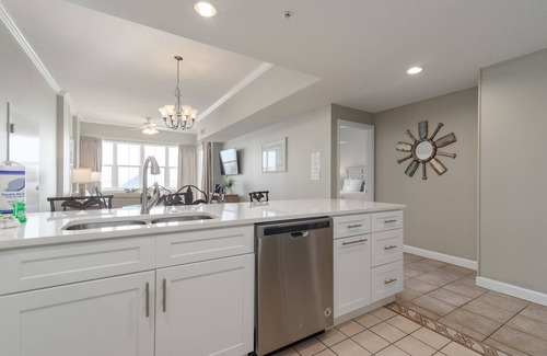 Clipper Cove Condo | Inn at Crystal Beach 108B by Salt Water Vacations