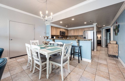 Clipper Cove Condo | Inn at Crystal Beach 608A by Salt Water Vacations