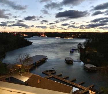 Osage Beach Hotel | Inn at Grand Glaize
