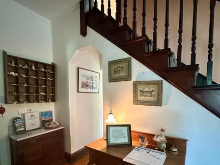 Eastham Bed & Breakfast | Inn at the Oaks