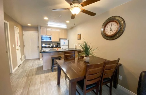 Harbor Village Condo | Inn Building Condo #110 (Pet friendly, free Wi-Fi)
