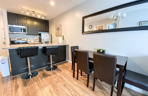Harbor Village Condo | Inn Building Condo #206 Beautiful updated condo