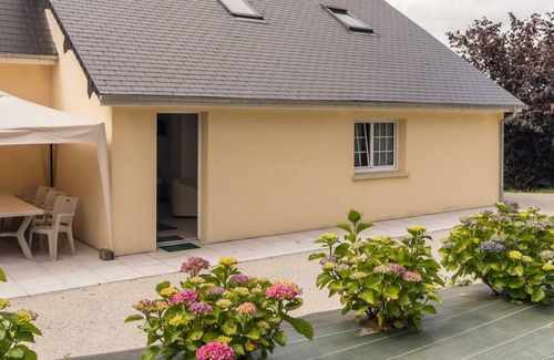 Criquetot-lʼEsneval House | Inn Criquetot-l'Esneval, 4 bedrooms, 8 people