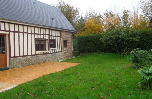 Criquetot-lʼEsneval House | Inn Criquetot-l'Esneval, 4 bedrooms, 8 people