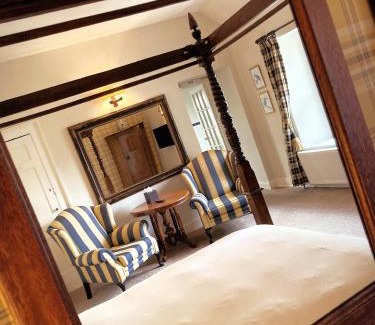 Windrush Hotel | Inn for All Seasons