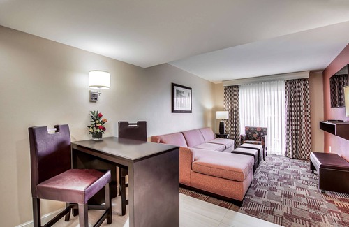 Park Shore Hotel | Inn of Naples, Tapestry Collection by Hilton