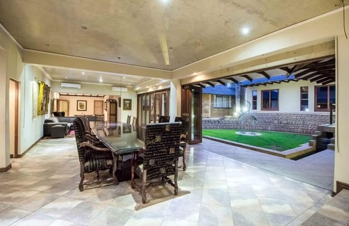Pretoria House | Inn On Mars