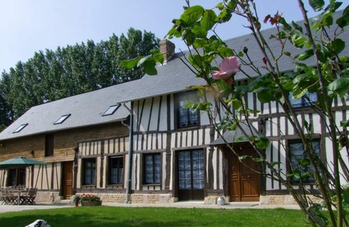 Saint-Paer House | Inn Saint-Paër, 4 bedrooms, 8 people