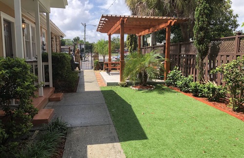 Tampa Heights Apartment | Inn The Heights - Apt. 7