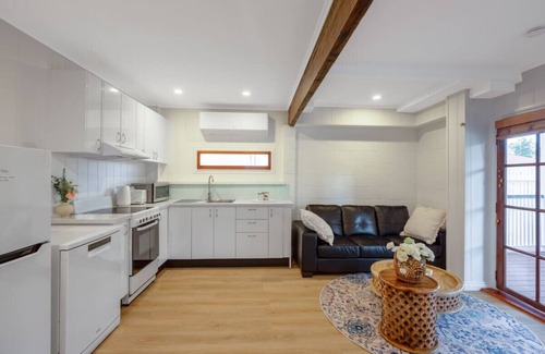 Highgate Hill House | Inner-City 6BR Family-friendly House@Highgate Hill