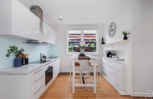 West Footscray House | Inner city home West Footscray close to everything