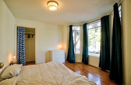 Mission District Cottage | Inner Mission Cottage. Close to Tartine!