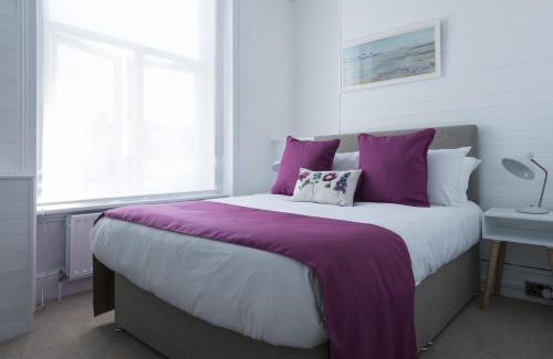 Kemptown Hotel | INNit Marina
