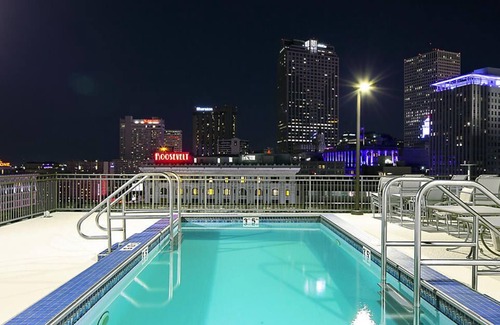 Central Business District Hotel | Innovative Décor in heart of Theater District!